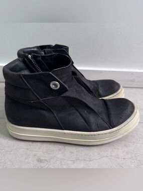 Rick Owens Women’s Black Suede Island Dunks size IT36/6